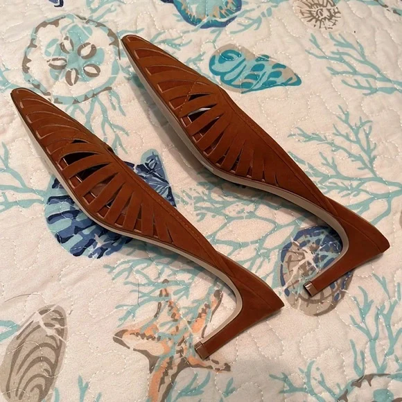 Coconuts heels - Picture 3 of 5